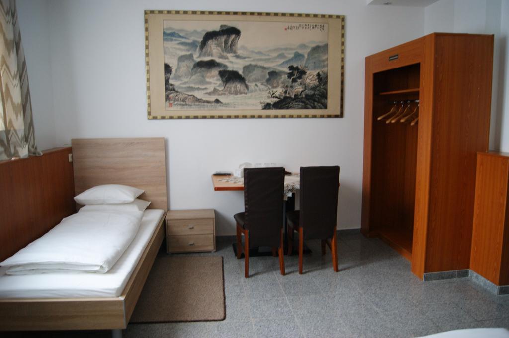 Cafe 168 Bed & Breakfast Vienna Room photo